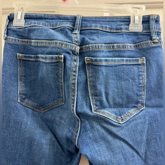 Old Navy rockstar size 2 skinny jeans - Picture 6 of 7